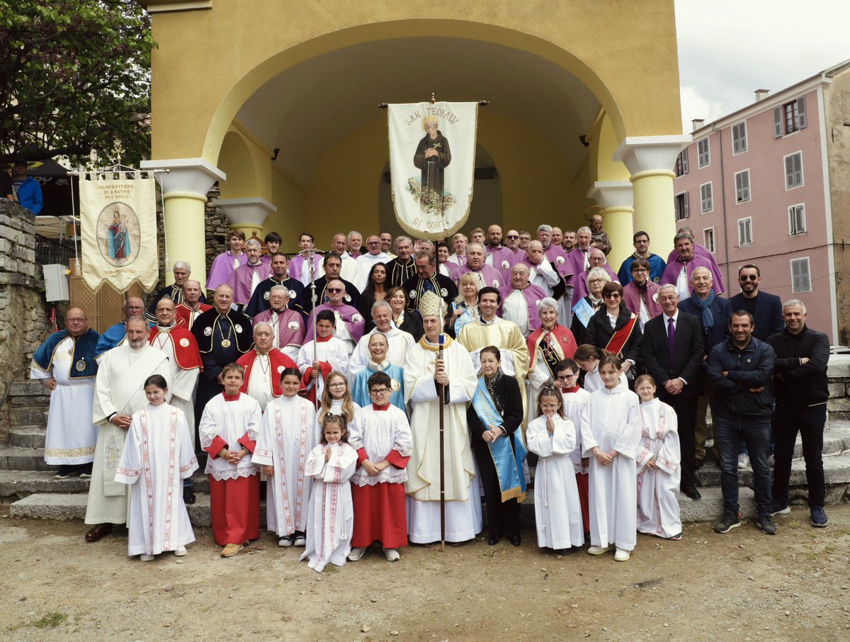 VilleCorti's tweet photo. [ A SAN TEOFALU ] 🙏🏽

Un franc succès pour le premier jour du retour de la Fête de la Saint Théophile dans la Haute-Ville qui a attiré beaucoup de monde malgré une météo capricieuse et l’annulation de la deuxième journée des festivités. https://t.co/yRQxrNRyAQ