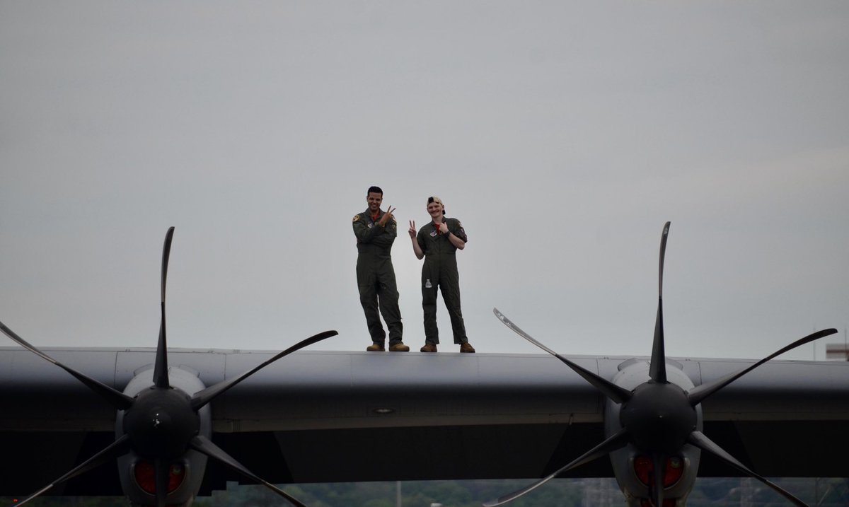 YJがいっぱい見れてうれし🥰  #横田基地 #C130J