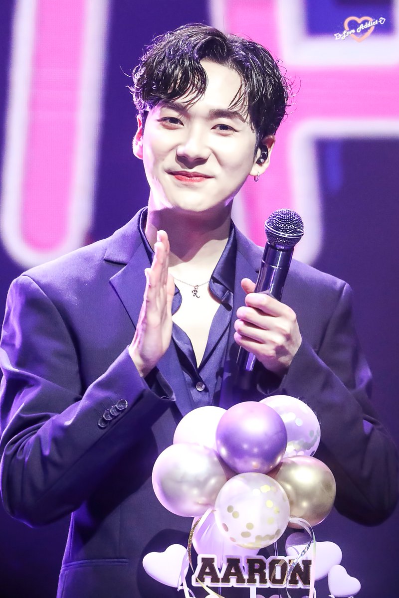 LoveAddict_0315's tweet photo. 230520 Spectrum Of Aaron
아론아 생일축하해애💚
#Aaron #곽아론 #스펙트럼오브 https://t.co/Z1KjpOcWQV