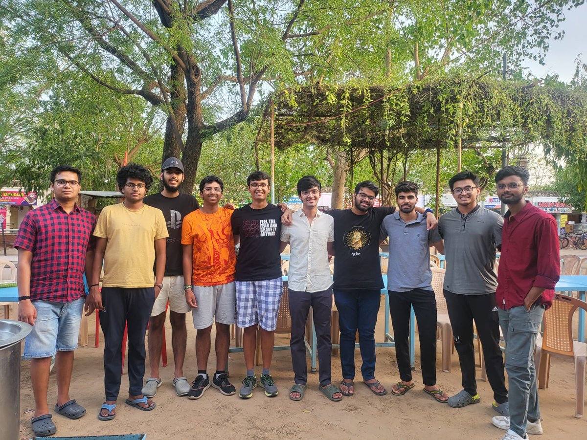 _nishil_'s tweet photo. Best farewell gift I could have asked for. Super proud of my club @BITSpBlockchain https://t.co/vN858KJ2jz