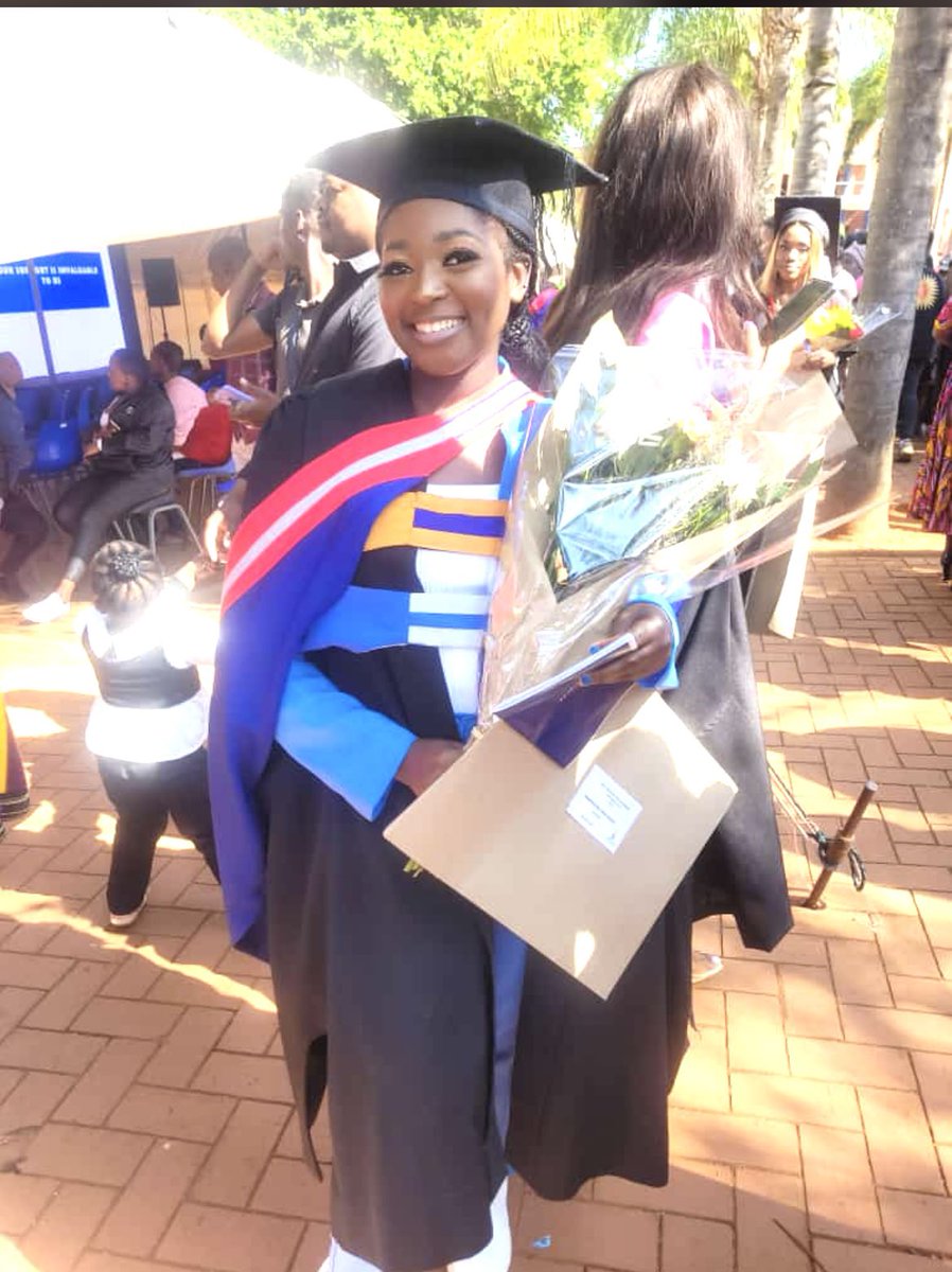khuthy_R's tweet photo. God said I will bless you 3 times,Guess you can call me Mommy of 3 now♥️
#UnivenGraduation https://t.co/U40ZbeVvKU