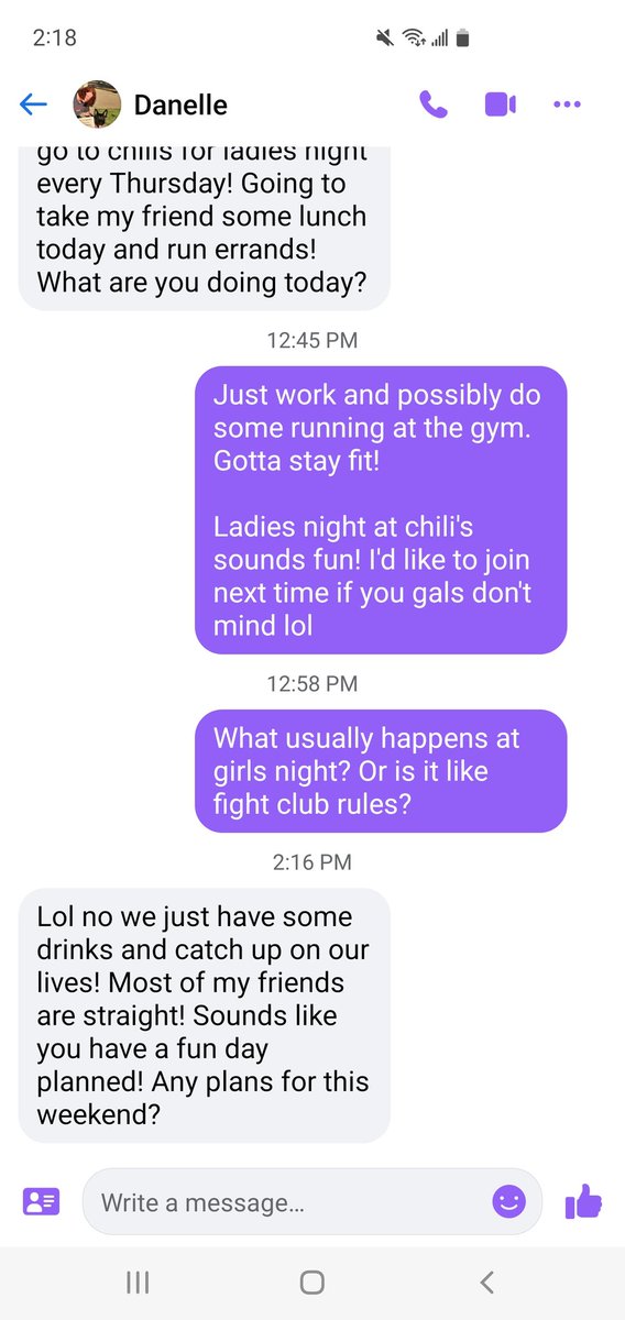 Burritostarfish's tweet photo. I'm glad God blessed you with a big dick, but did he ran out of resources for that brain of yours? #fbdatingboys https://t.co/8TmFOzuYI1