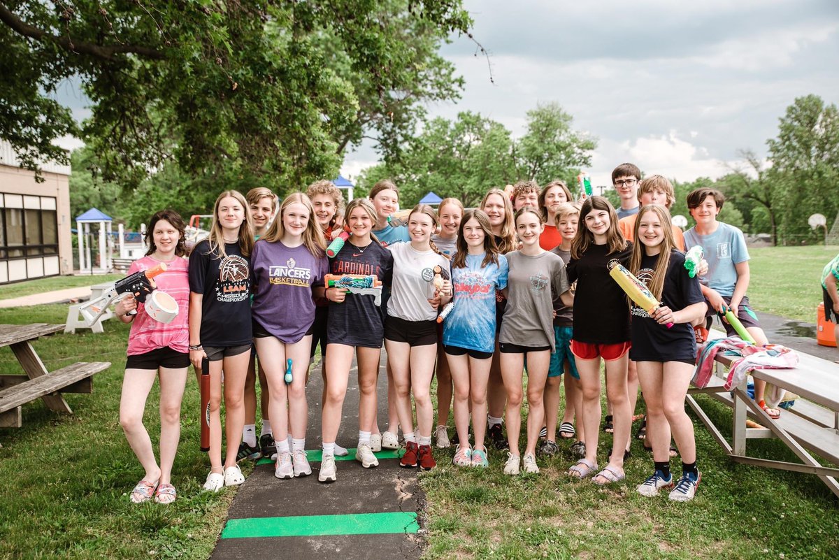 GreenParkLS's tweet photo. One of our traditions is a water fight between the 7th graders and 8th graders on the last day 8th grade is on campus! They duked it out with water balloons, water blasters, and super soakers!
#GPLS #yourfuturestartshere #8thgrade #studentsofgreenpark #stlmiddleschool #stlschool https://t.co/1LDV9EK15Y