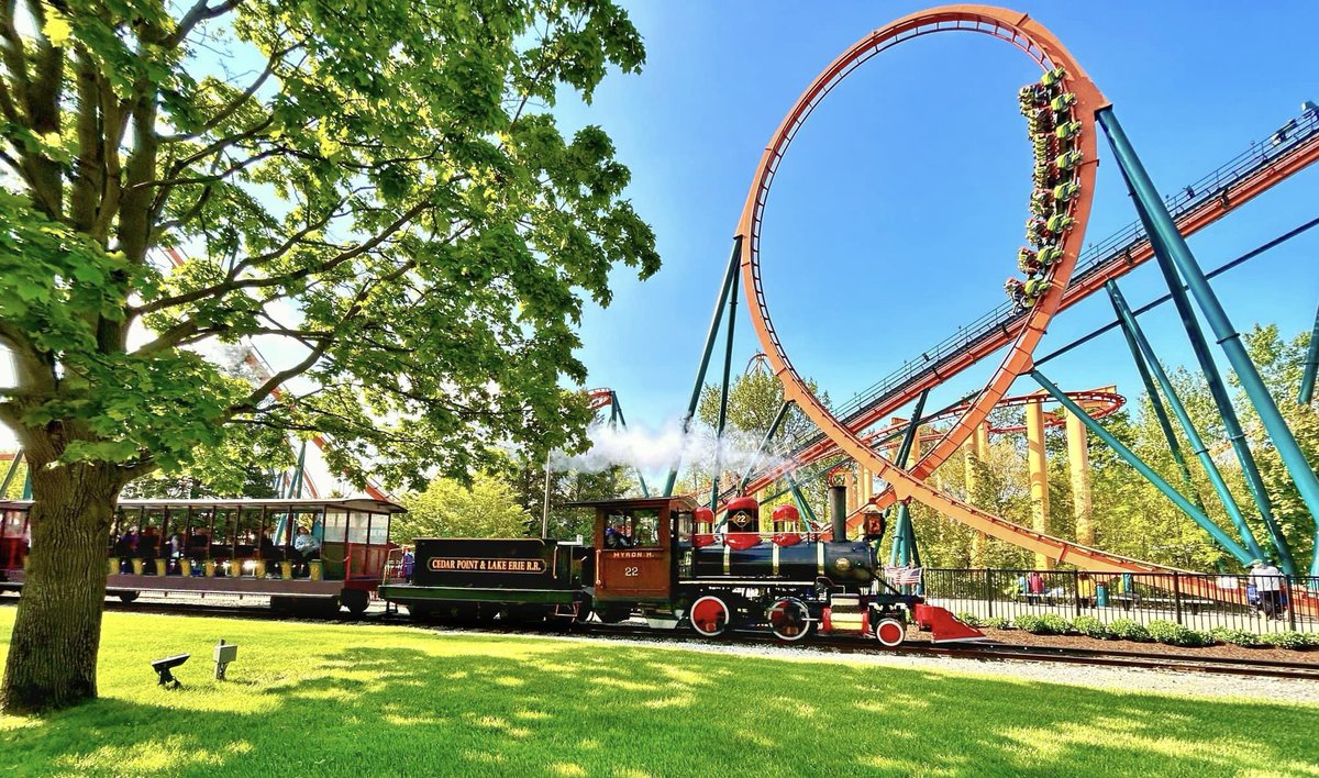 mdempsey81's tweet photo. The Myron H and the Cedar Point &amp; Lake Erie Railroad steam by Rougarou.  @cedarpoint @TonyClarkCP @CPFoodBlog #iheartcp #iheartcedarpoint #cedarpoint https://t.co/uUxdpqJmdU