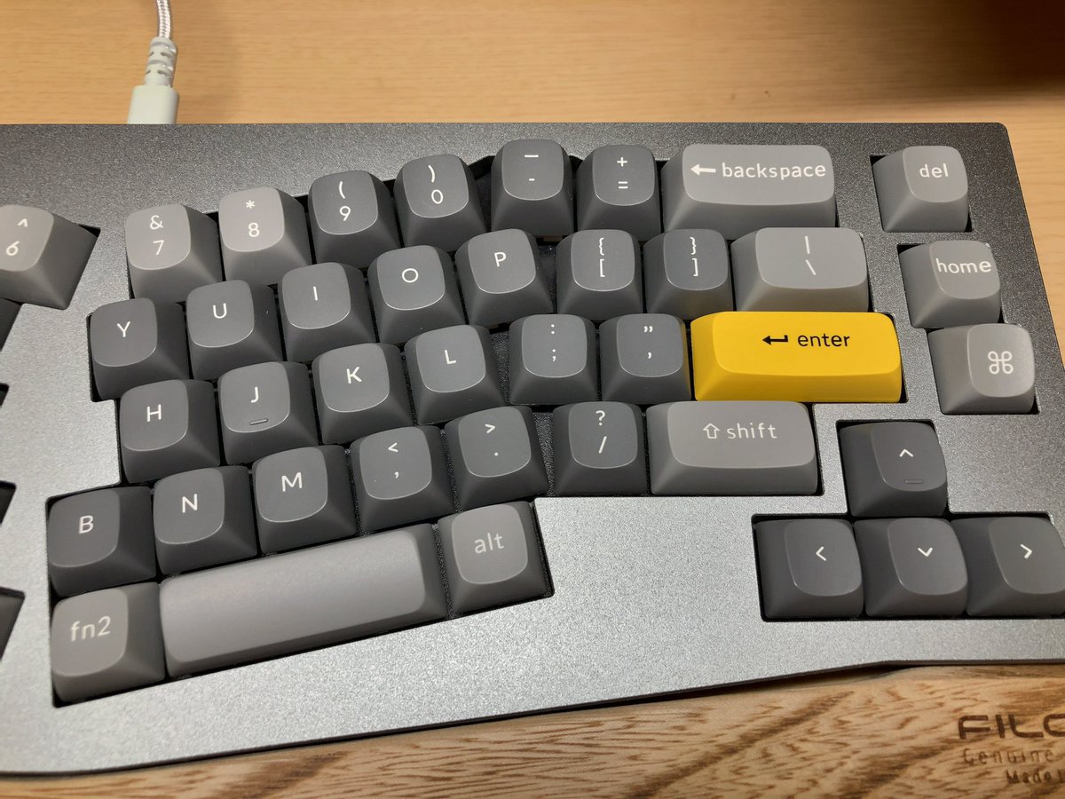 satohaneru's tweet photo. 買っちゃった!(うしゃすらいむさん風)
Keyballから「Yushakobo Fairy Silent Linear Switch」を移植して職場仕様に!
Logicool K860が快適だったからAlice配列も移行ストレスなし!
キーキャップは、飽きてきたら「Acid Caps JP」に変えて楽しもう😊
#Keychron
#KeychronQ8 https://t.co/77Q6xixuKx