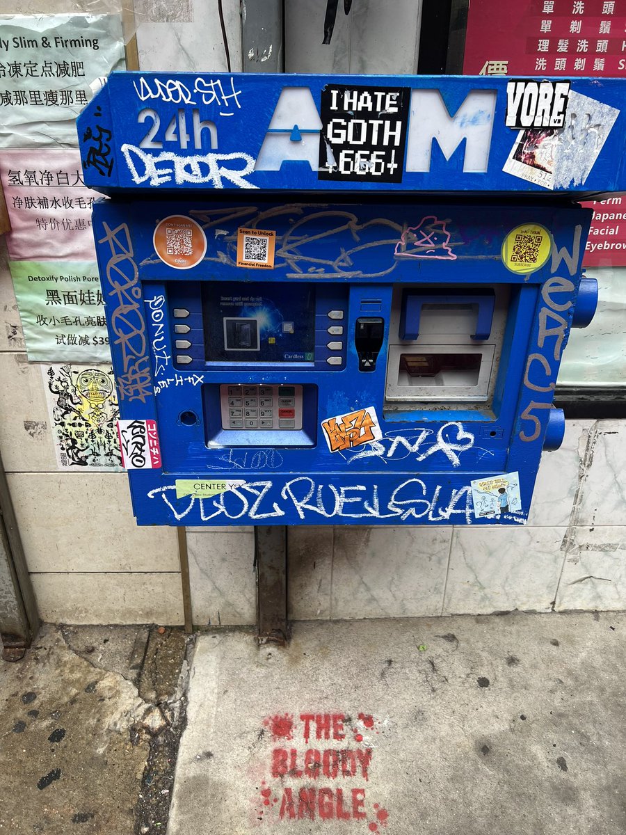 mubix's tweet photo. I think I found an ATM I trust less than the ones at @defcon ;) https://t.co/gtEg3BNgHF