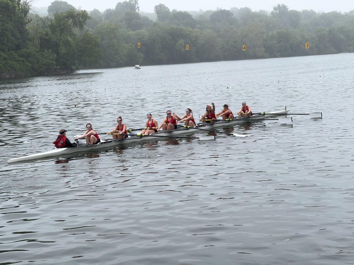 The girls’ JV8+ fought hard today in their foggy and rainy semi-final heat at The Stotesbury Cup, finishing 4th in their heat and 11th overall out of 41 JV8 entries from across the nation. On to Tennessee next weekend for SRAA Nationals!