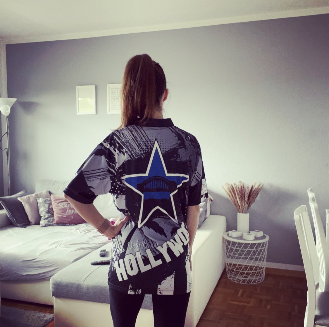 Trinity2403's tweet image. Oh boy I finally got the jersey from @Dobey180🤩
I can't believe it. It‘s so beautiful😍
Thanks to @Zxfsports for making it possible. 
Everything went great and arrived super fast 🙏🏽