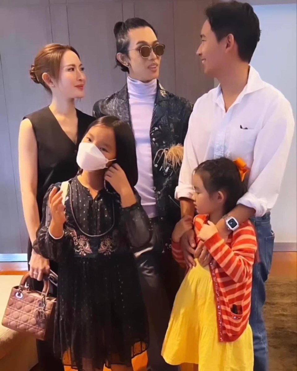 Chanooppy11's tweet photo. 🤣🧡 #พิธาลิ้มเจริญรัตน์ https://t.co/EPnefynen1