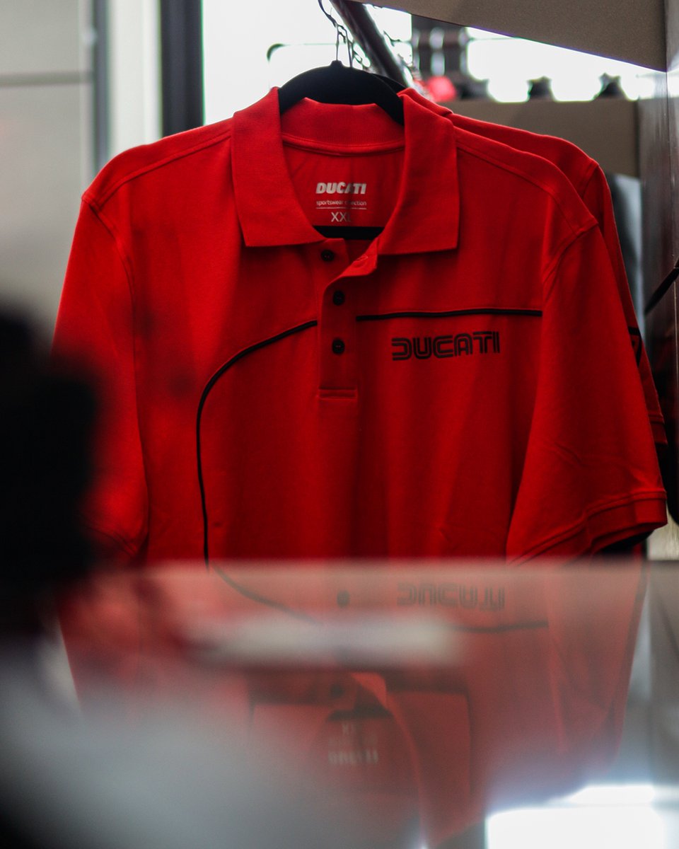 DucatiCleveland's tweet image. Speed meets style! Our Ducati apparel is your perfect companion on the road. Be bold, be Ducati. #RahalDucatiCleveland #DucatiStyle
⁠
📞 (216) 424-7646⁠
📧 Sales@DucatiCleveland.com⁠
⁠📍14070 Brookpark Rd, Cleveland, OH 44135