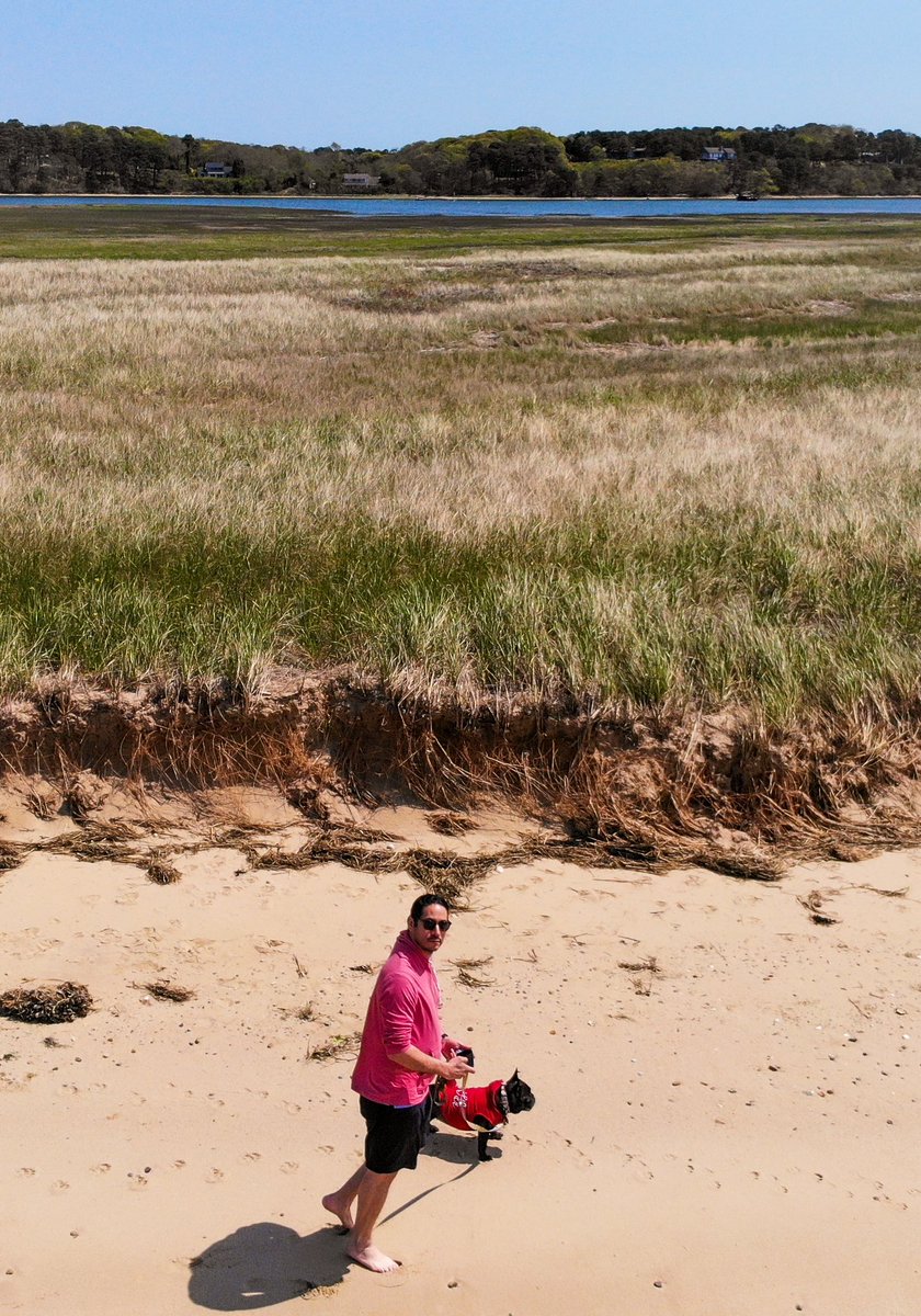 Gooner_Lopez's tweet image. The paparazzi were after us. #wewantourprivacy