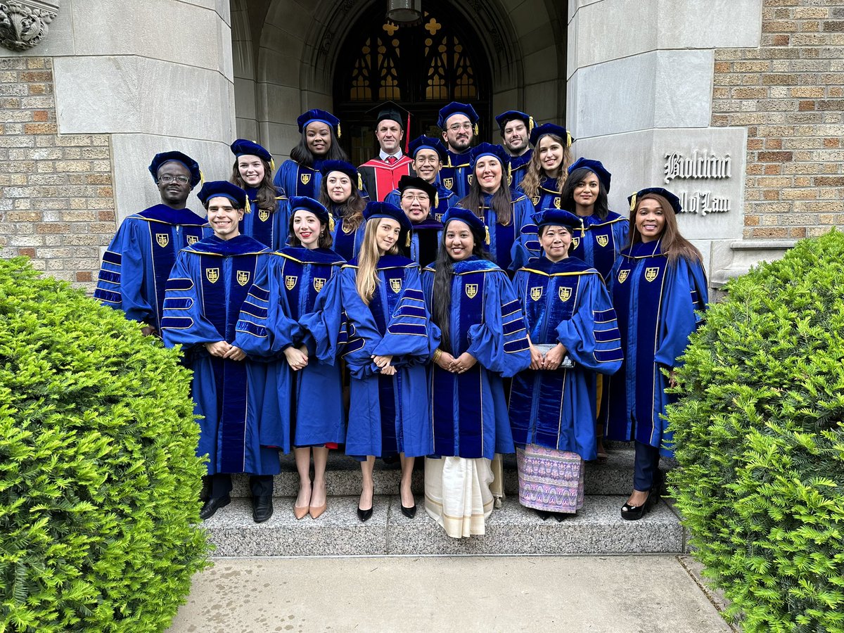 Congratulations to our newest class of Notre Dame Lawyers! #NDLaw2023 #ND2023