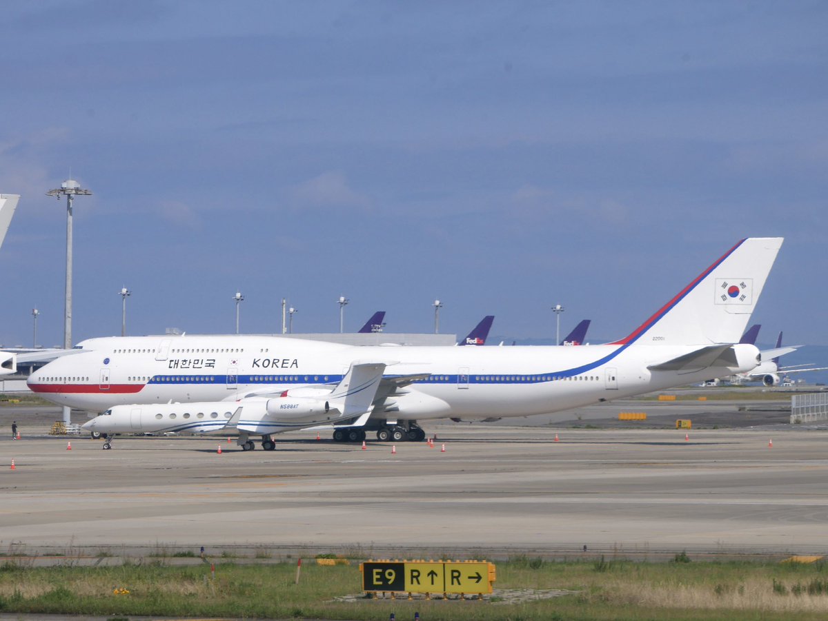 yossyB6's tweet photo. KIXでお会いしたRoyalなship様たち〜
その1
#frarf
#republiquefrançaise
#k7067
#india
#22001
#korea
#n588at
#mm62209
#repubblicaitaliana
#kix
#関西国際空港 https://t.co/BAF6RcGi5k