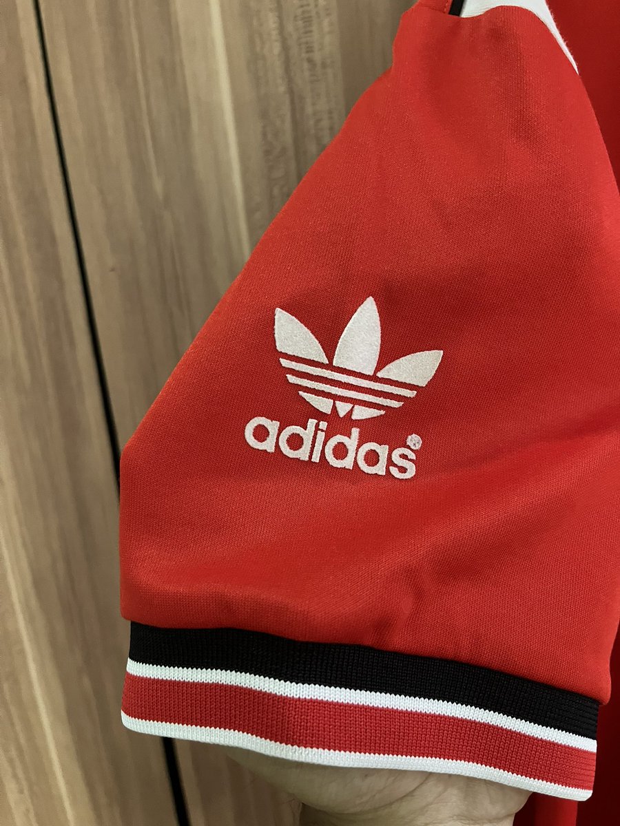 WTS 

MU FA Cup final Wembley 1985 remake by adidas 
size L

200k

082126667960

<a href="/Jerseyforum/">Si Paling Jersey</a>