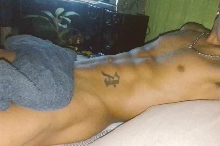 Rick727199132's tweet photo. Sígueme 😈💋🍒 https://t.co/vgYfvsGiGp