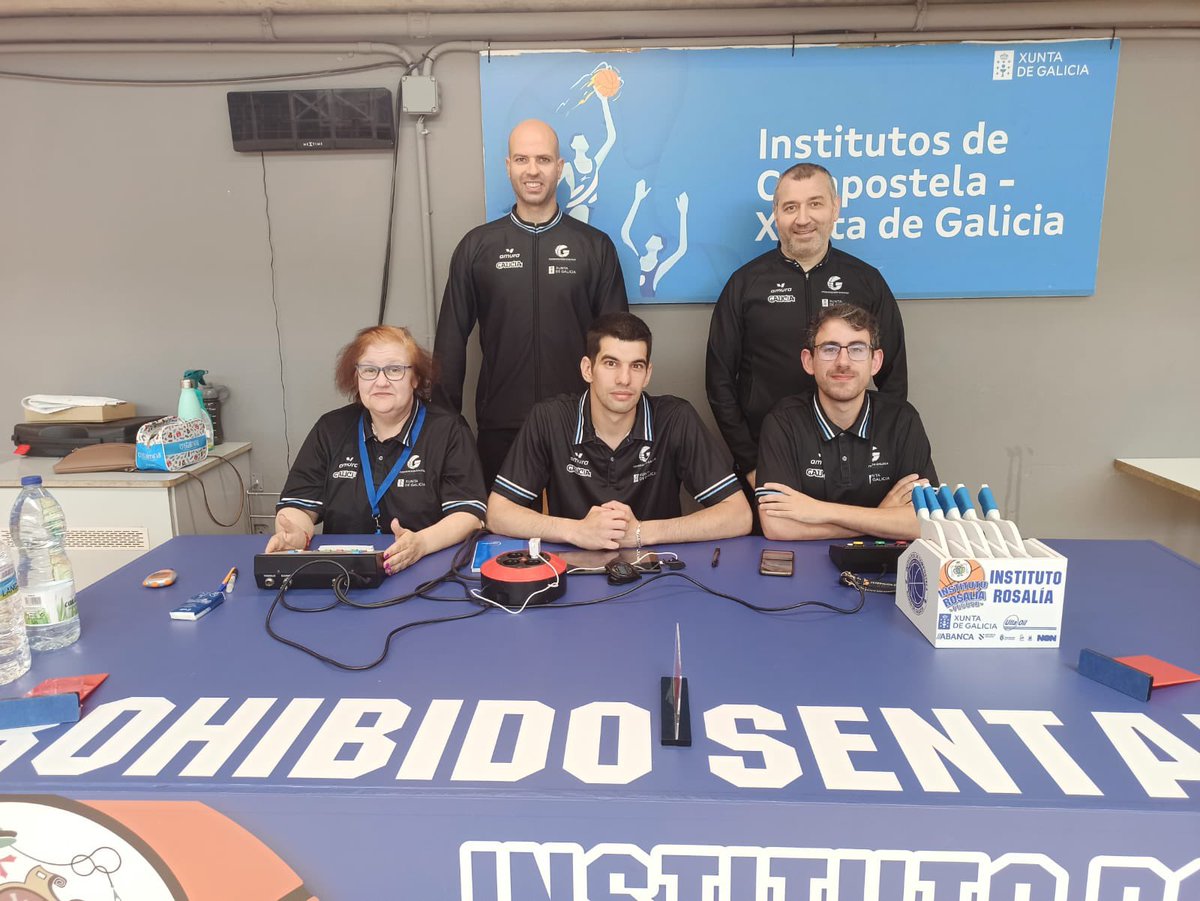 #FasesFinaisFGB 🅱️

2️⃣ División Masculina ⛹️
🏟 Pavillón Instituto Rosalía de Castro 

 3️⃣- 4️⃣ Posto 
🕢17:00 h 

<a href="/ARTAICB/">CB ARTAI</a> 🆚️ Illa de Arousa 

1Q (21-25)
📊 bit.ly/43fVXDE
