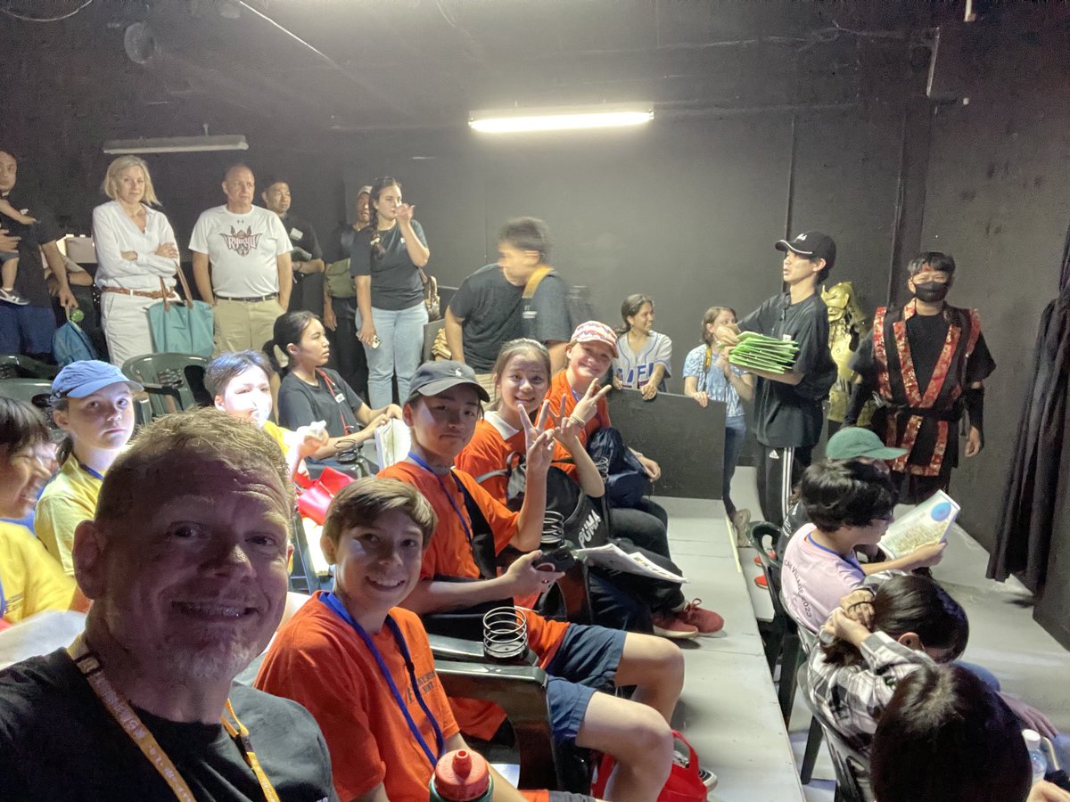 willpenner's tweet image. Had an amazing time today with middle school students from local Japanese and American DoDEA schools on #Okinawa for a super fun student cultural exchange event—a photo scavenger hunt through Chatan-town’s American Village. #chatan2023psh #scavengerhunt