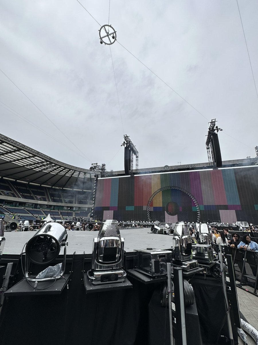 BEYONCÉ LEGION tweet media