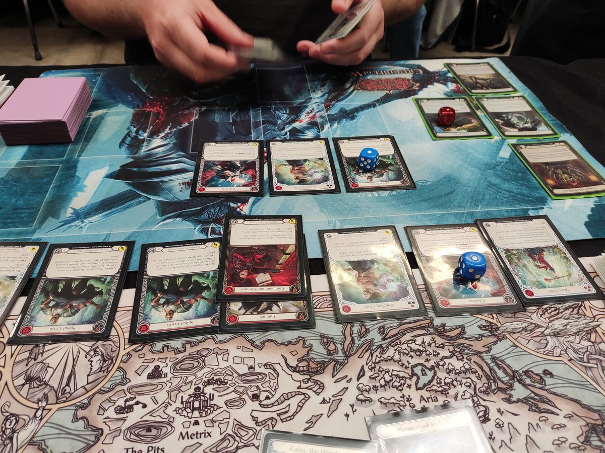 TinyGuyTCG's tweet photo. Just played against @CayleMccreath in the Calling, dice represent no dominate (there is also one crippling slightly out of the frame). That was an insane 10 turn game :D Format feels bad rn for me, hope the new set will be fire. https://t.co/ypfHXt24oA