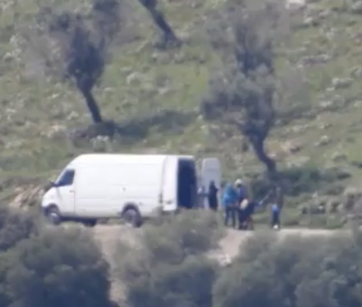 daboomboomer's tweet photo. Greece says it doesn’t ditch migrants at sea. It was caught in the act. Coast Guard took families including children to sea and abandoned them in rafts. https://t.co/QiFNffP3wa https://t.co/k0fYcXVtnh