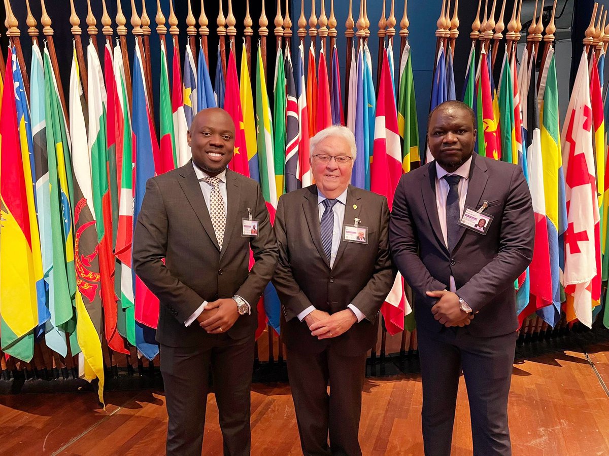 CRIDS_NGO's tweet photo. Very constructive exchange with @PaulWalkerGG, @cwccoalition Coordinator at RevCon5.

Together we provide essential expertise to support the CWC, strengthen civil society participation in the @OPCW and raise public awareness.

#Disarmament #chemicalweapons https://t.co/Eqt2khs0xe