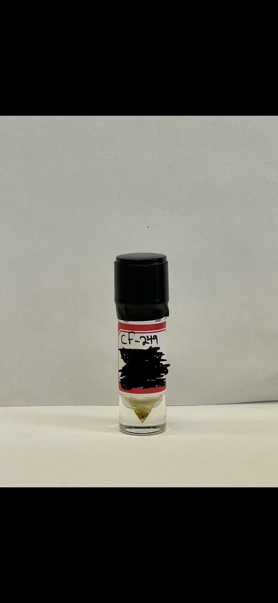 Jsperling91's tweet image. This is the same californium one week later. No, the form it is in is not air sensitive #fblockrocks