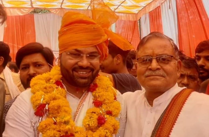Kailash4BJP's tweet photo. #शुभ_जन्मदिवस भारतीय जनता पार्टी श्योपुर के युवा व ऊर्जावान जिलाध्यक्ष, मेरे अनुजवत श्री सुरेंद्र सिंह जाट को जन्मदिन की बहुत-बहुत बधाई एवं सदैव स्वस्थ, दीर्घायु, सुखी और समाजोपयोगी यशस्वी जीवन के लिए अनन्त मंगलकामनायें शुभेच्छायें। @SurendraJatBjp1 @BJP4SheopurMP https://t.co/e1yb9ajLPD