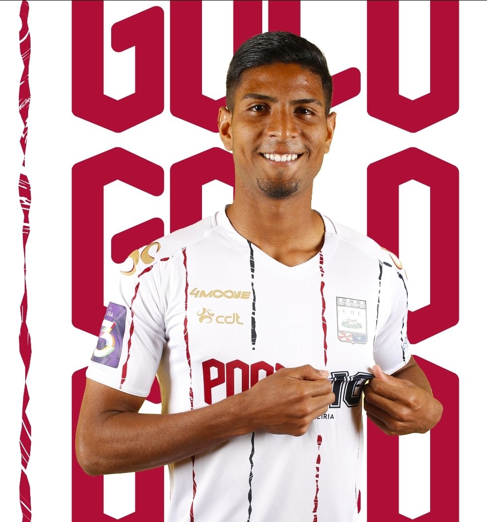 uniaodeleiria's tweet photo. ⌚️10’ | Golooooo !!! Está feito o primeiro da final, marca Valdir !! 🙌
➡️ #UDLeiria 1-0 CF Os Belenenses
🏆 Final Liga 3
⚜️ #AgoraSim https://t.co/zhSpOCwY3r