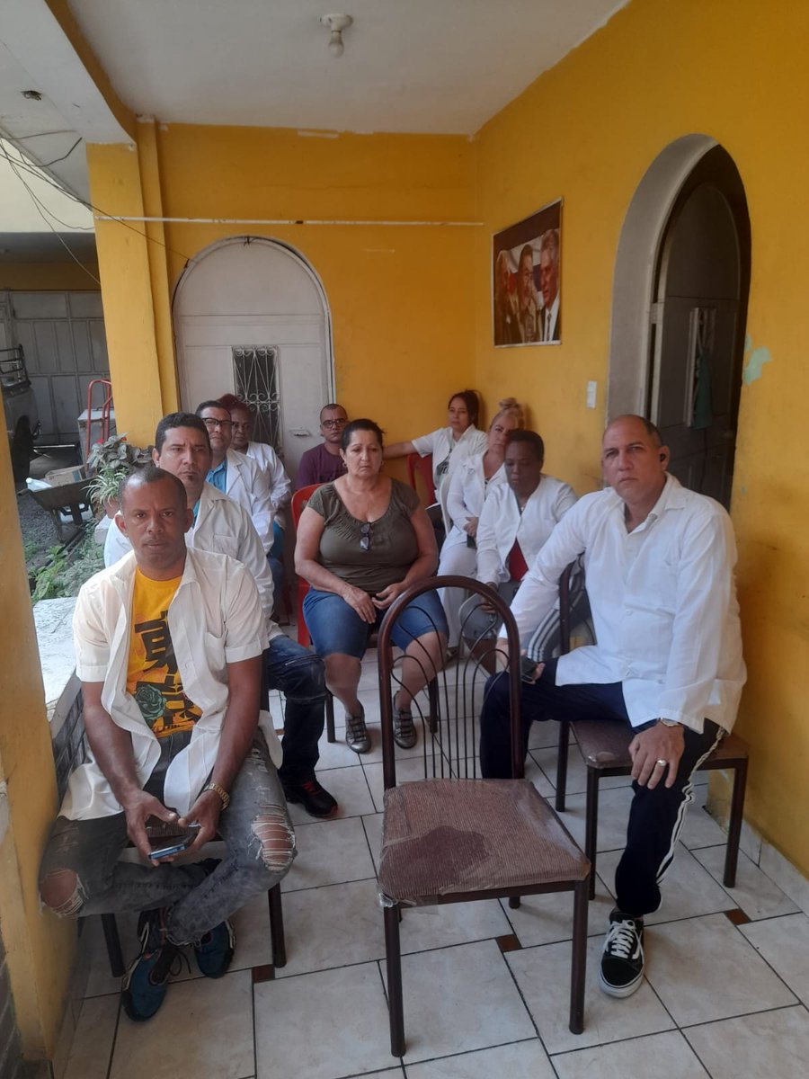 Misión Médica Cubana en Guatemala Escuintla OM 🇨🇺 🇬🇹.
Meteoro 2023 🇨🇺🇬🇹
<a href="/PresidenciaCuba/">Presidencia Cuba 🇨🇺</a> 
<a href="/MINSAPCuba/">Ministerio de Salud Pública de Cuba</a> 
<a href="/DPSHabana/">Dirección General de Salud La Habana</a> 
<a href="/unidad_central/">Unidad Central de Cooperación Médica</a> 
<a href="/Granma_Digital/">Periódico Granma</a> 
<a href="/CubacooperaGt/">Cubacoopera Guatemala</a> 
<a href="/PartidoPCC/">Partido Comunista de Cuba</a> 
<a href="/UJCdeCuba/">UJC de Cuba</a> 
@Embajadora_Gt 
<a href="/MariacaridadDe2/">Maria Caridad De la Cruz Castro</a> 
<a href="/MarihetaR/">Mariheta Cutiño Rodriguez</a> 
<a href="/MaraEle97271573/">María Elena</a> 
<a href="/DrAlex/">Dr Alex Davidovic</a> 
<a href="/japortalmiranda/">José Angel Portal Miranda</a>
