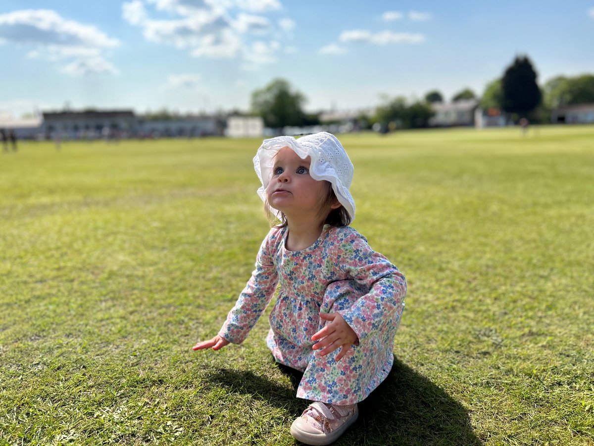 kevindkay's tweet photo. Eliza’s first trip to see ‘the house’ @LowerhouseCC #paddywho https://t.co/JbC6D4RAis
