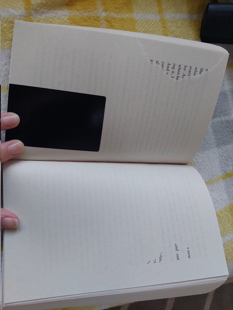 kelly_critchell's tweet photo. @PenguinUKBooks just noticed this is my new book (Ruth Jones -Never Greener) don't want to start it as I have pages missing.  Looks like a printing fault https://t.co/2X5XMDEILd