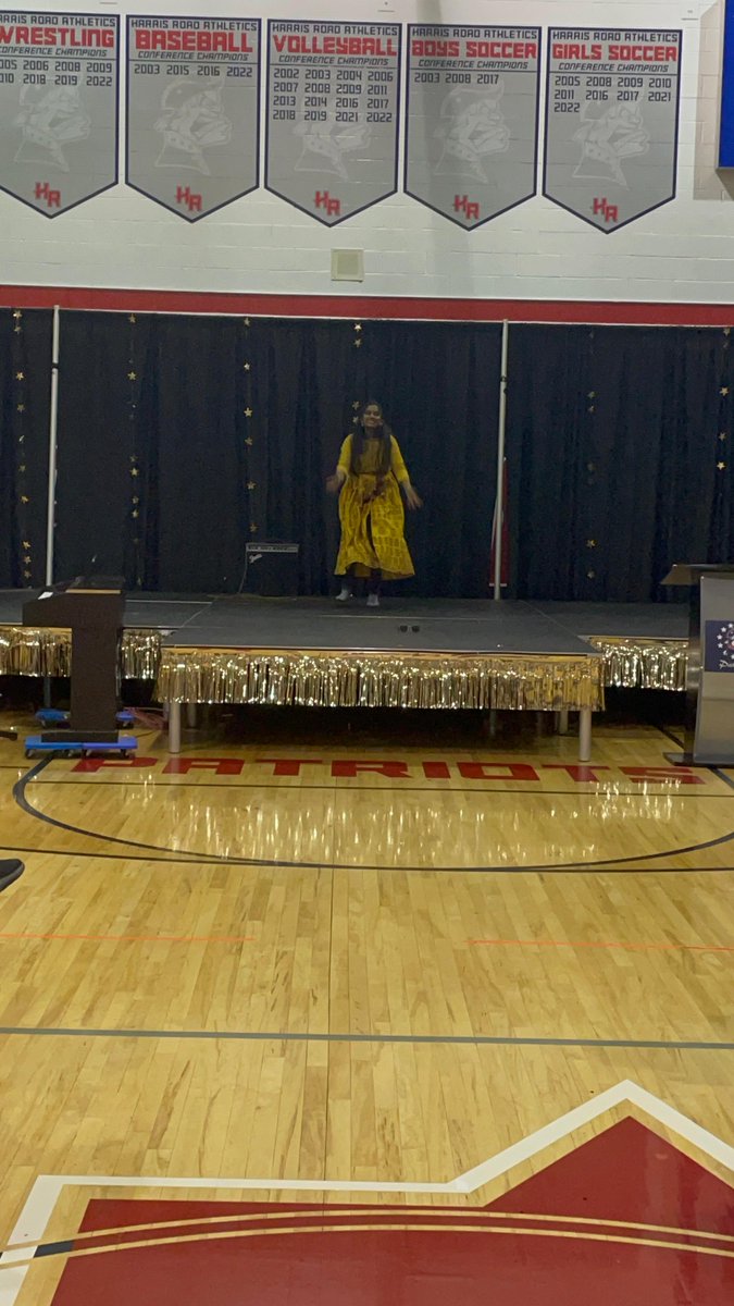 Harris Road has talent! We applaud all of our participants in our annual spring talent show.