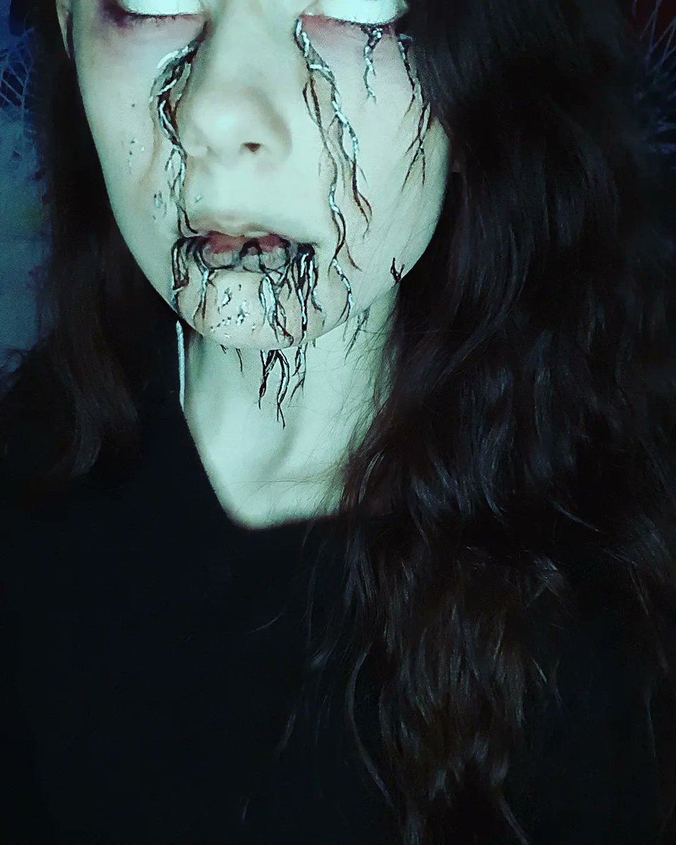 shaygp11's tweet photo. 💡 New creation! Check out Insta for more photos &amp; updates!
📹 Makeup Video out soon! 
🖤☮ https://t.co/39x4exo6Cg