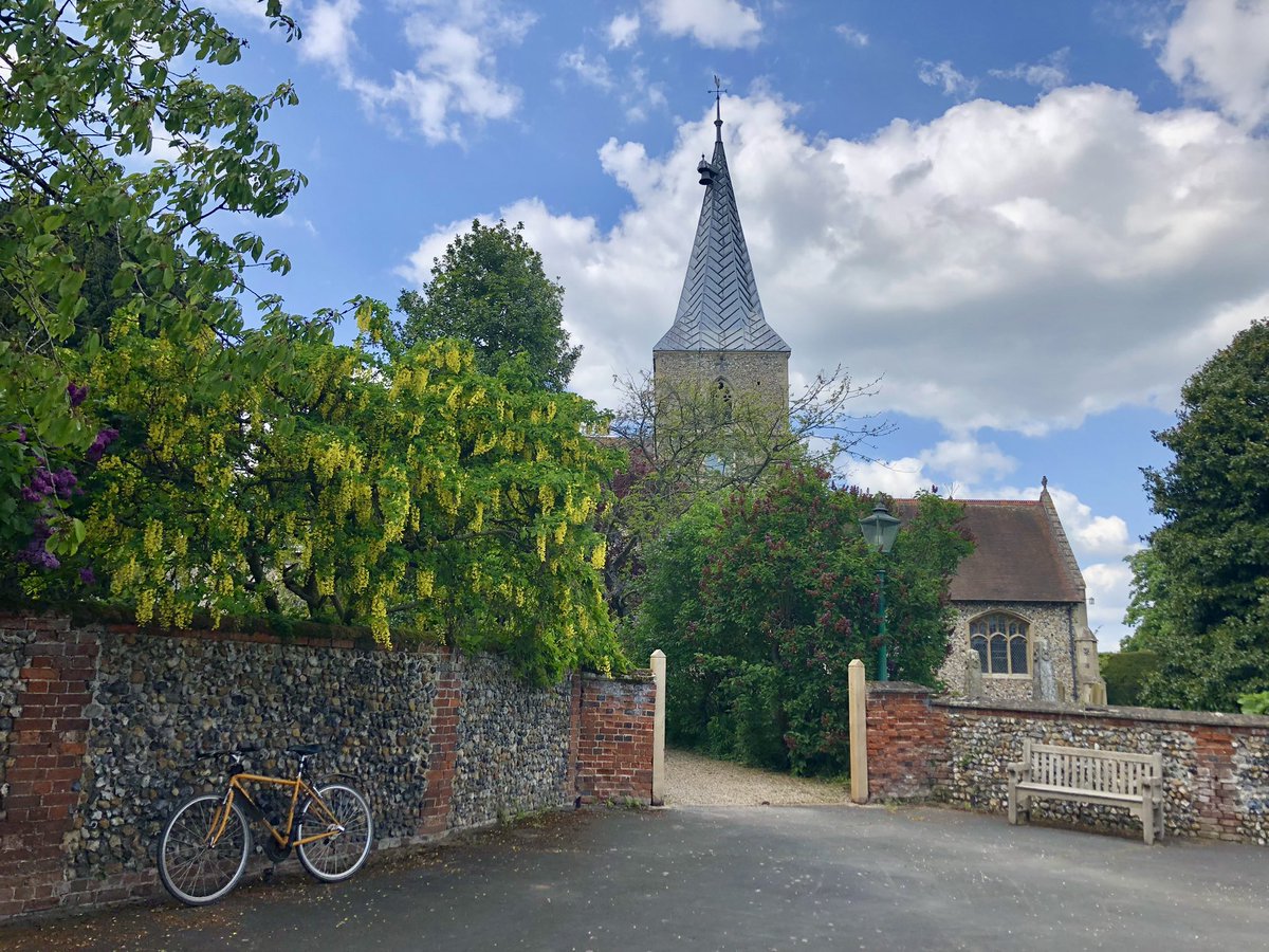 DrApurbaKundu's tweet photo. Saturday cycle from #Cambridge to #Ickleton and back on my trusty @dawescycles https://t.co/fKWfOhB4bA