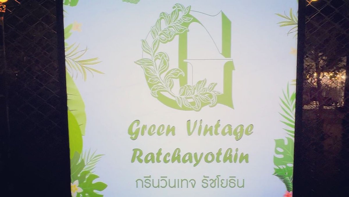 Bee_O_whY's tweet photo. อิ่มมม (1)
#GreenVintageNightMarket
#Ratchayothin
#Happyboy💯 https://t.co/1WH0aa6taq
