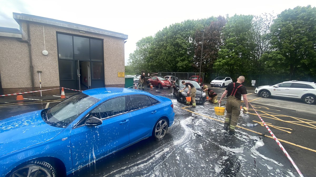 seanmce87's tweet image. And that’s a wrap! Massive thanks to everyone for popping by and donating! 
We raised over £1600 between 11am-4pm today alone. Over 150 cars through the doors. Big thanks to everyone who supported us from dropping cakes to putting on food for all of us.@scotfire_glasgo
🚒🧑🏻‍🚒🧽💦🚘