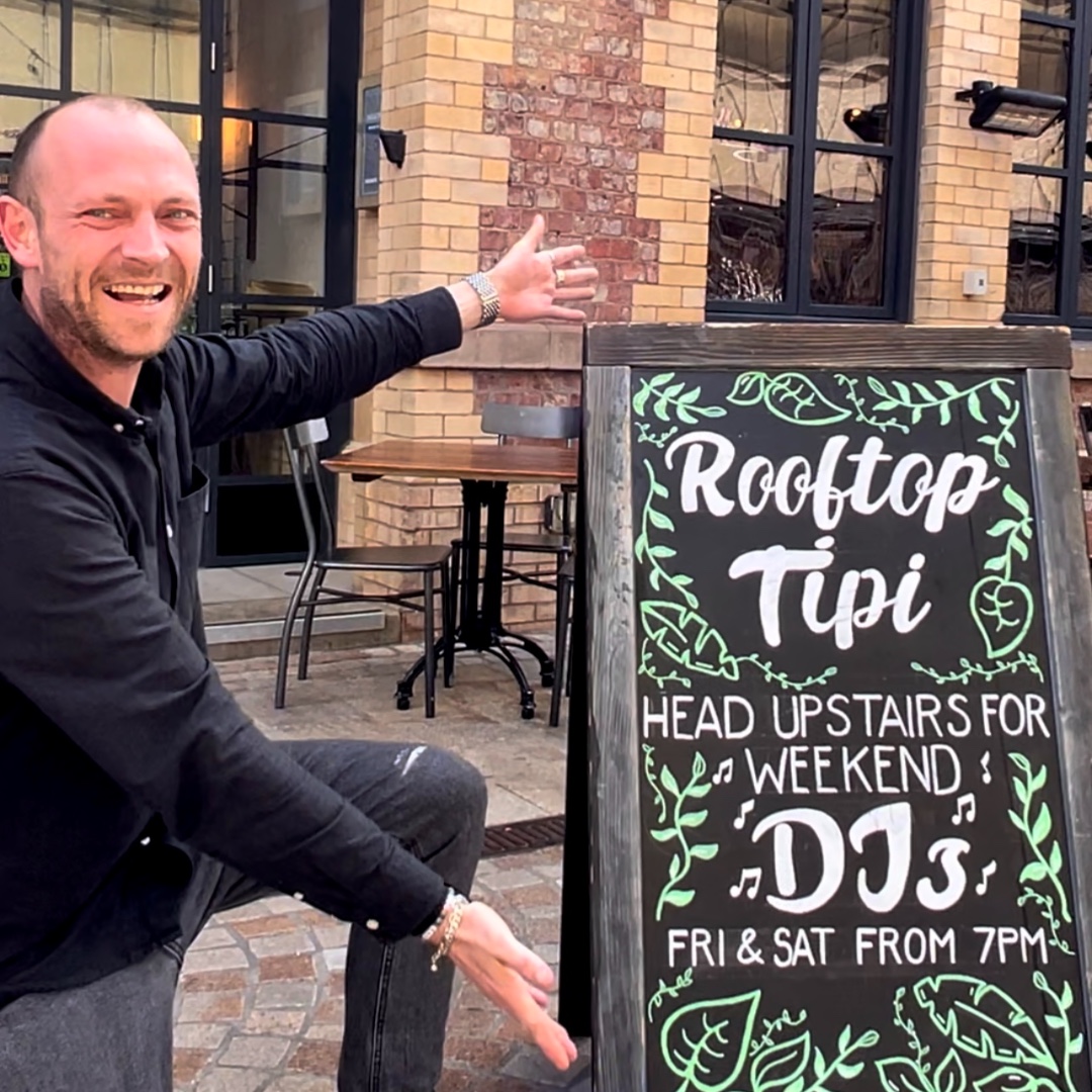 Tell me you have a rooftop #drinks #terrace without making it too obvious 👈🏼 #Altrincham