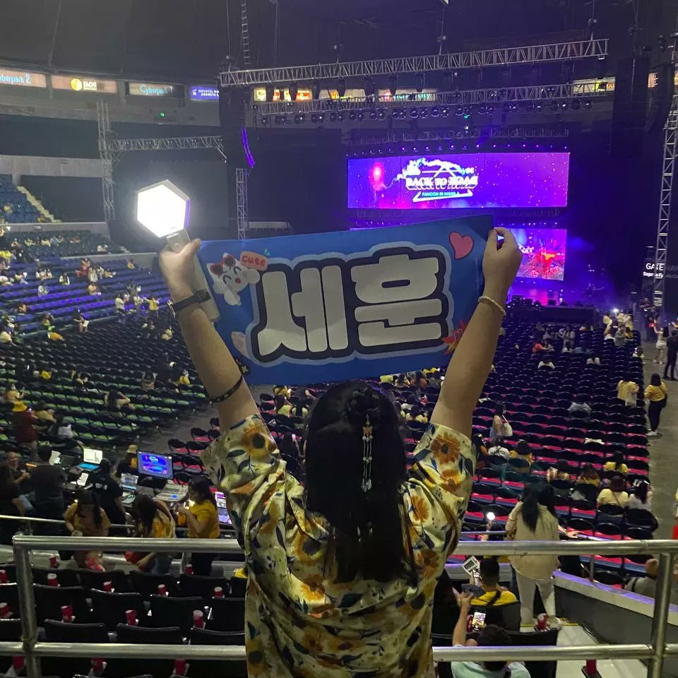 슬로건이 정말 아름답습니다! 감사해요! <a href="/exosehunkr/">멜티드 치즈 판타지💙💛</a>

#EXOSCinManila
#EXOSCatTheBigDome