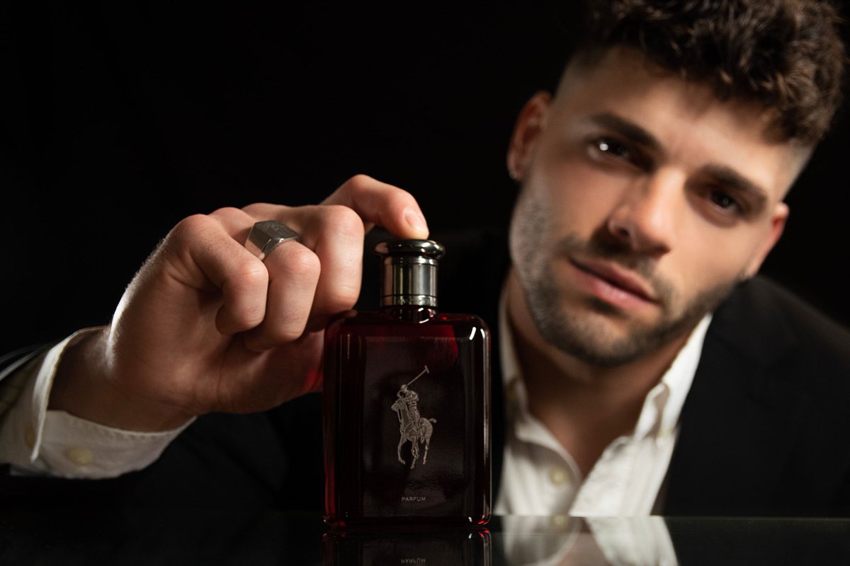 Alexe_Restivo's tweet photo. My cologne collection was incomplete without #PoloRed by @ralphlauren Since I got it, I swear it's the only one I use!
#RLFrangrancesPartner #MensGrooming #RalphLauren https://t.co/NZKbevQGZa