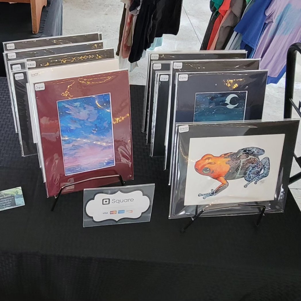 TENACITY_COMIC's tweet photo. All set up for the Edinboro Art and Music fest in Goodell Gardens in Edinboro, PA! We'll be here until 7pm today and until 5pm tomorrow!
#artmarket #artvendor #artshow #artisainmarket #edinboro #edinboropaevents https://t.co/Oh7jMaYxTk