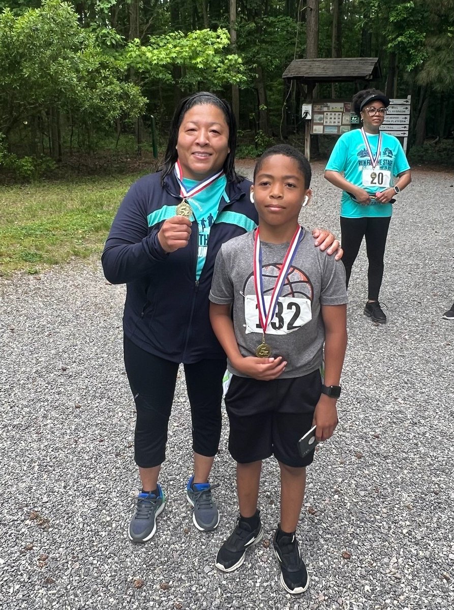 HCS_MathDept's tweet photo. The Math Team completed the HCS Run for the Stage 5K. We were happy to support the graduating class of 23! @tchrleslie @michele_vinnie @CarolQu11548233 @cbaird_math @snillora @Tiff_Williams22 https://t.co/aEyG6TwoVa