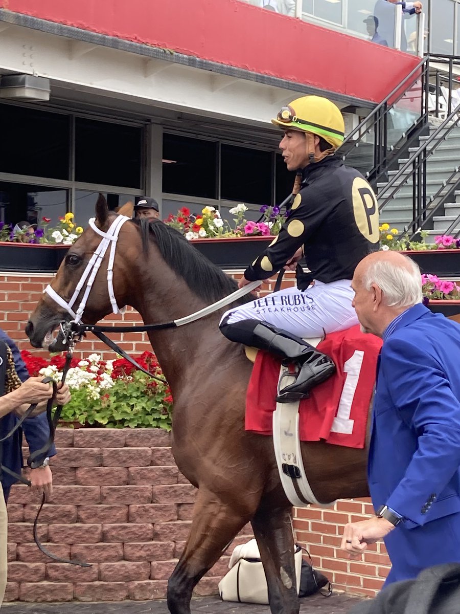 leeann300's tweet photo. Winner of the third race at Preakness 2023 https://t.co/NCxeBMAwwn