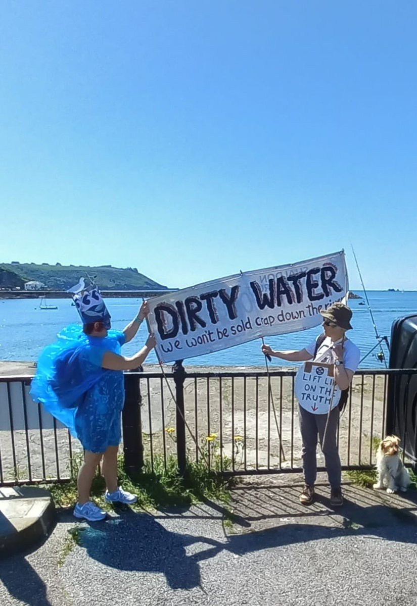 XRTeignbridge tweet media