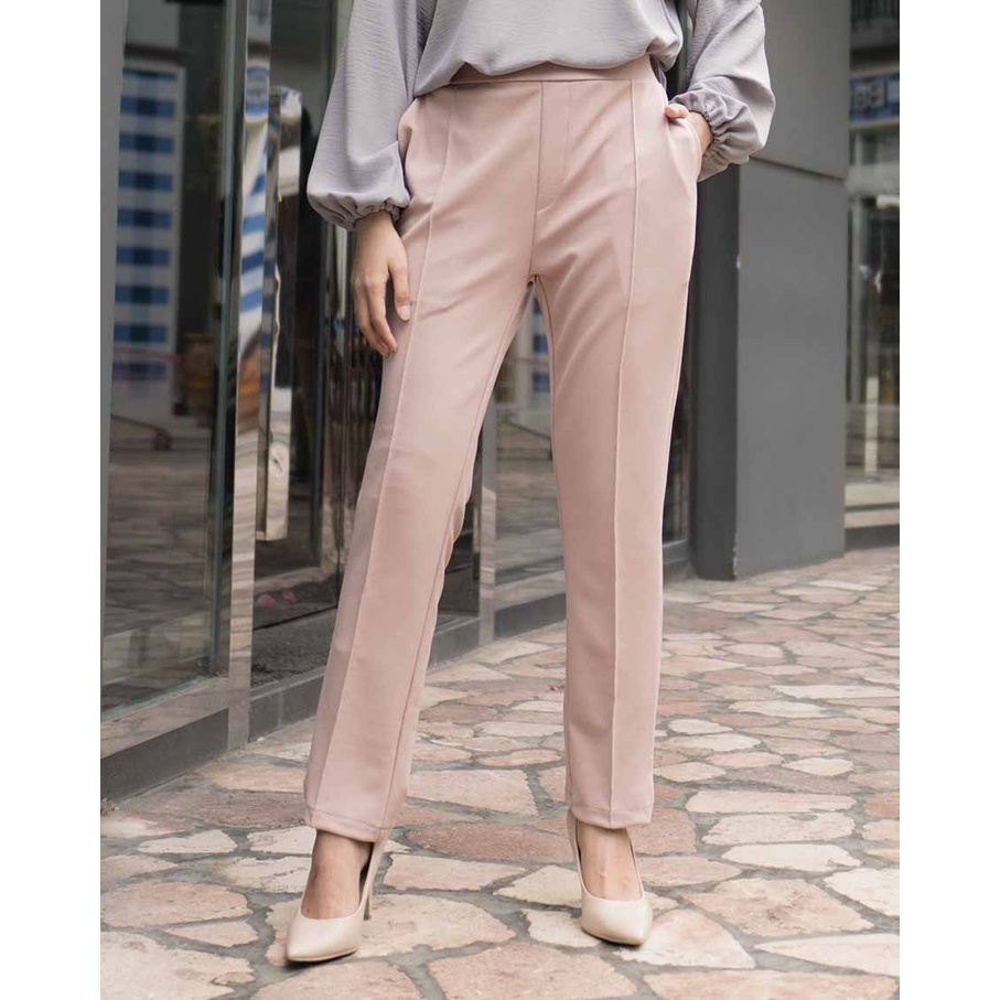 racunshopeemyid's tweet photo. ღ Rekomendasi untuk kamu ღ
Link : https://t.co/Z5RAFhfBy7
LOUISALUNA - Ivy Pants
#racunshopee #findyourmood #tokooren #OOTD #virgoun #plusnya #enzy #gibran #RtoVinJAKARTA #jeno #DrRpmantic3ep8 #bisma #kyuhyun #wendy #HAECHAN
Rekomendasi lainnya akses link on bio ✨ https://t.co/sgfXmoibb3