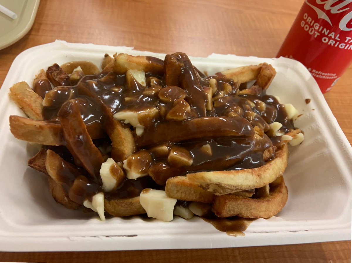 Come taste what true poutine mastery is all about! 😋🧀 🍟