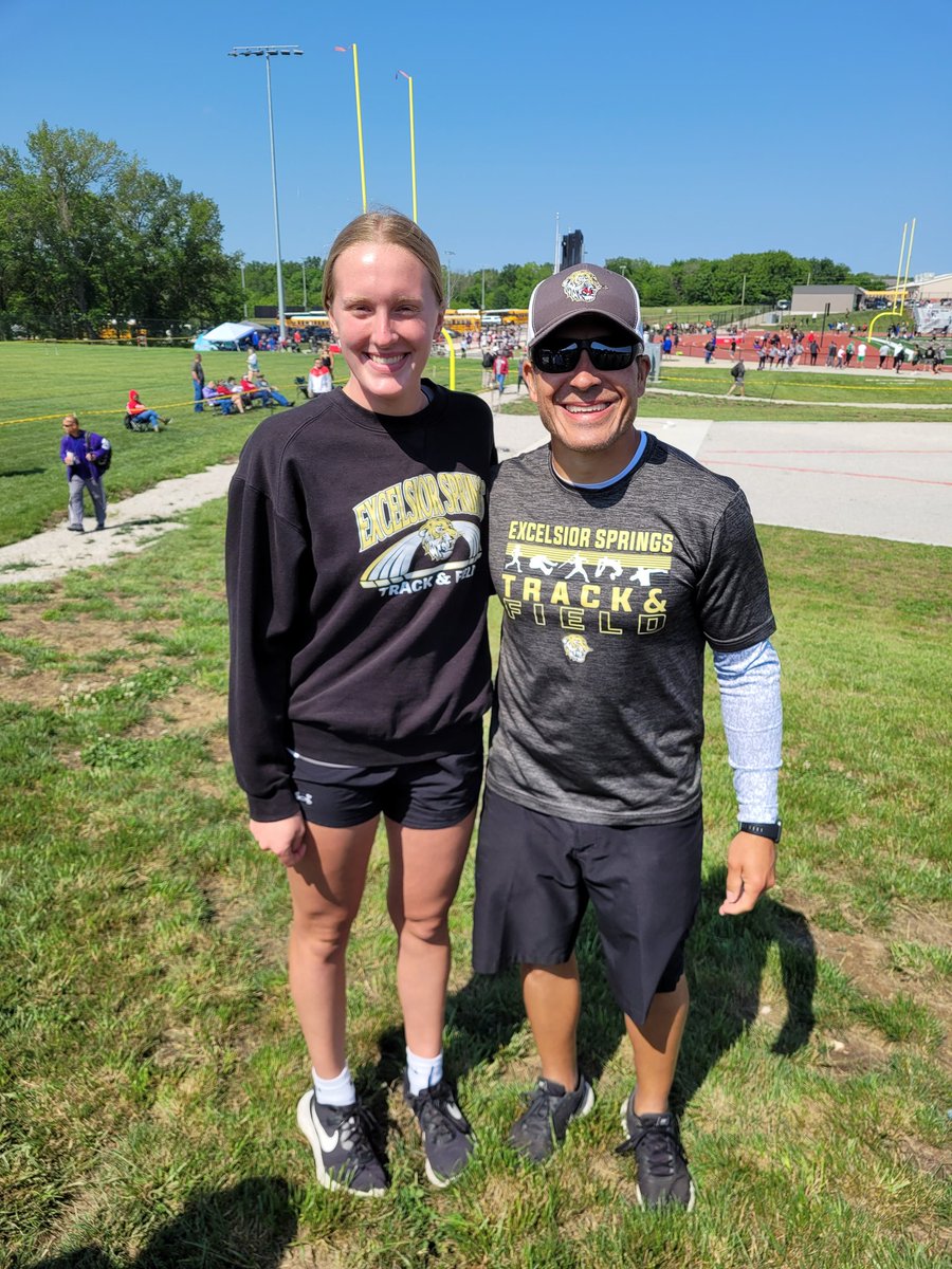 ESHS Track & Field (@eshs_track) on Twitter photo Kinley Rogers is our first State Qualifier, with a 4th place finish in Javelin!!! <a href="/ESHS_Activities/">ESHS Activities</a> Kinley Rogers is our first State Qualifier, with a 4th place finish in Javelin!!! <a href="/ESHS_Activities/">ESHS Activities</a>