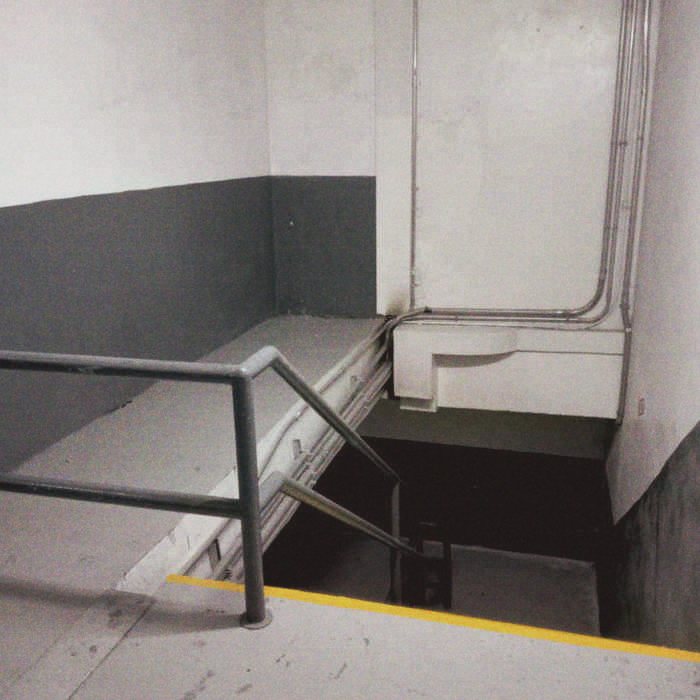 AppolLiminality's tweet image. #liminalspace photo - Stairway