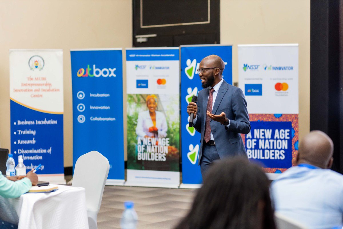 SORKIinitiative's tweet photo. EARLIER!  Our lead @BrianKiira facilitated a session on the art of public speaking during the #NSSFHiInnovator Pre - Investment Bootcamp. He underscored the importance of selling the 2 Cs - Confidence &amp; Credibility - if one is to deliver a persuasive pitch. https://t.co/vnxnP8KaBx
