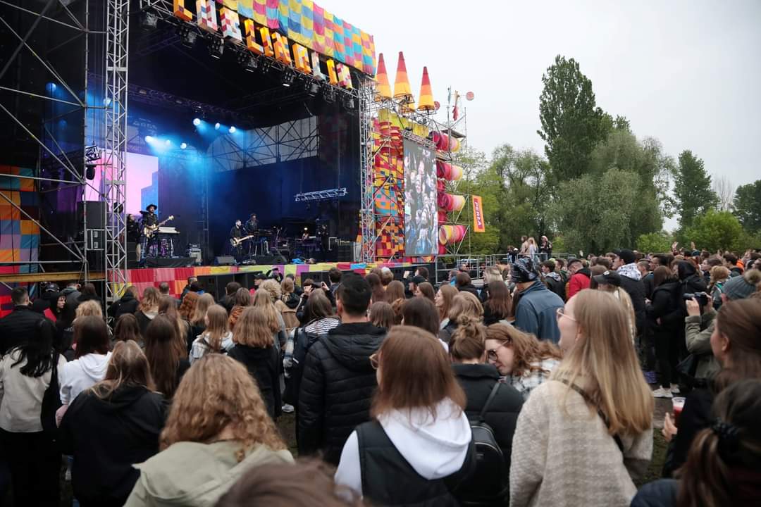 Miasto_Lublin's tweet photo. W #MiastoLublin trwają Lublinalia 2023 - Lubelskie Dni Kultury Studenckiej. To wspólne wydarzenie czterech lubelskich uczelni. Dziś gwiazdą będzie Kult.
#Lublin #AkademickiLublin #StudyInLublin #LublinIsYOUth https://t.co/1TnomHC36Z