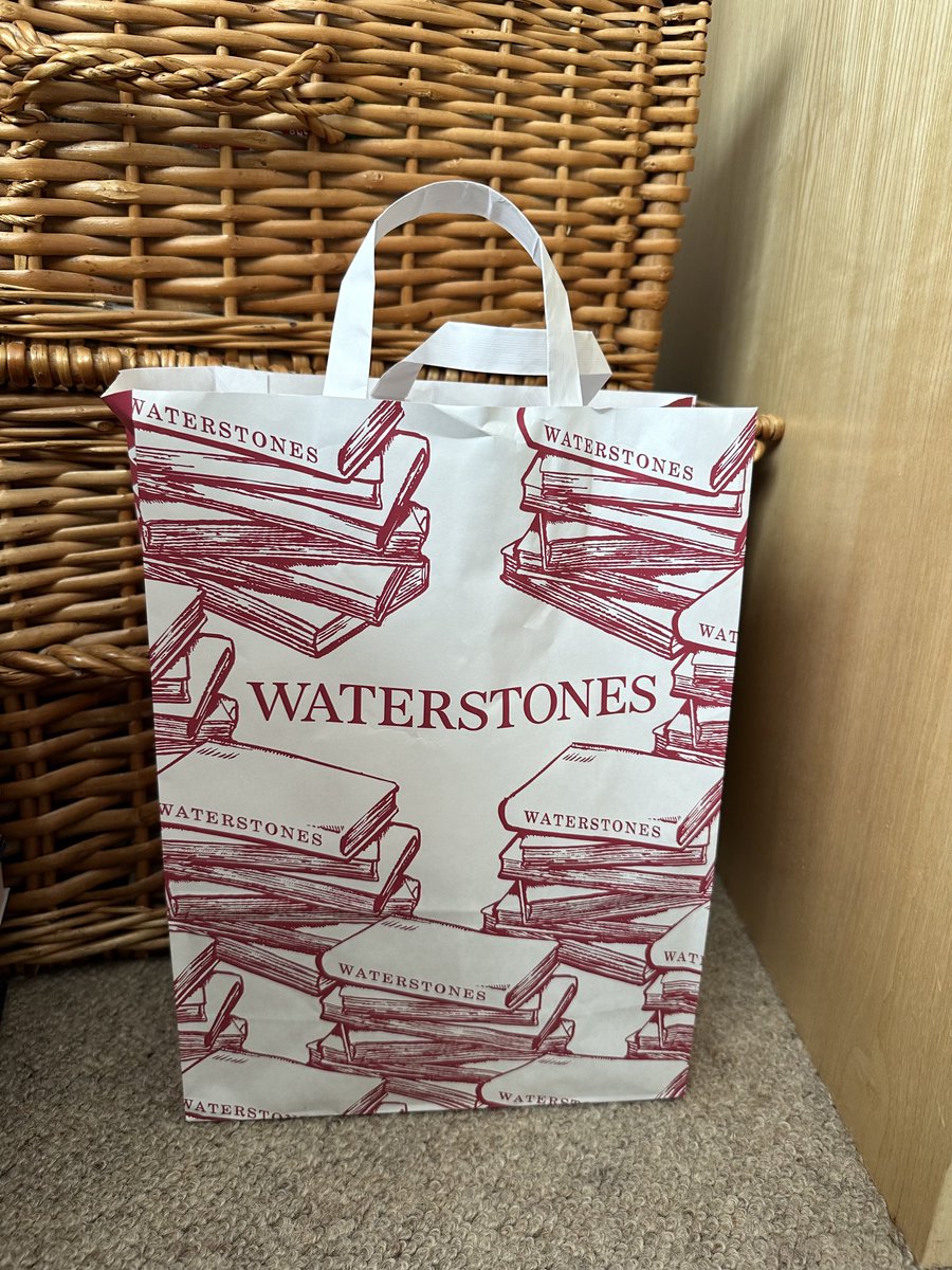 Candysbookcase's tweet photo. Little bag of joy .. Todays book purchases. #Fyneshade ⁦@KateAGriffin⁩ (I also have a review copy of this from the lovely folk at ⁦@ViperBooks⁩ but just look at how lovely the finished hardback is) #TheMessWereIn ⁦@anniemacmanus⁩ &amp; #TheGuestRoom #TashaSylva 📚📚📚 https://t.co/FSWByIBcsn